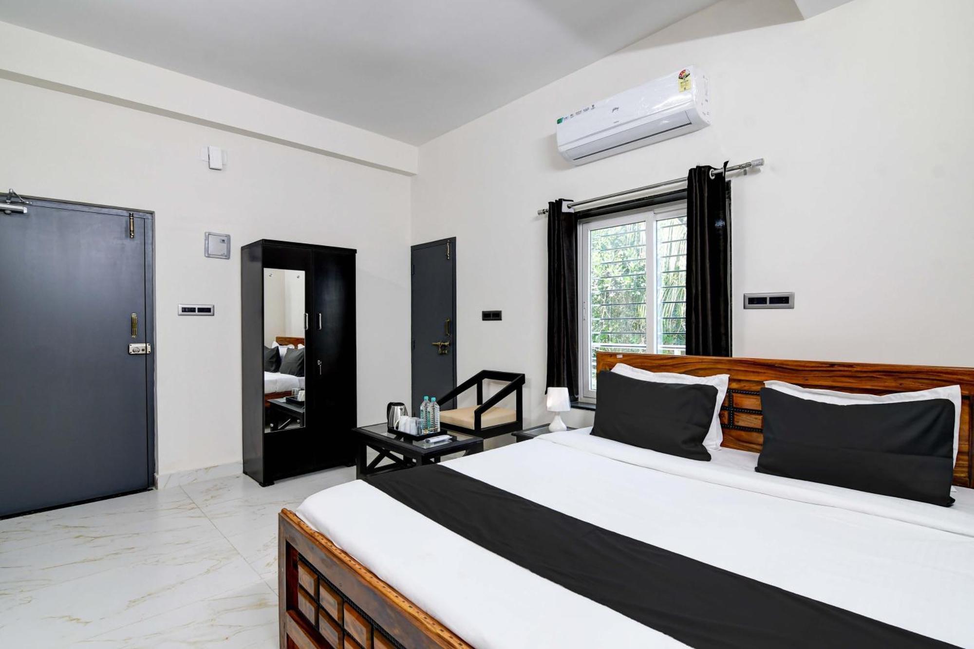 Hotel O Ss Inn Hotels & Homes Khandagiri Exterior foto