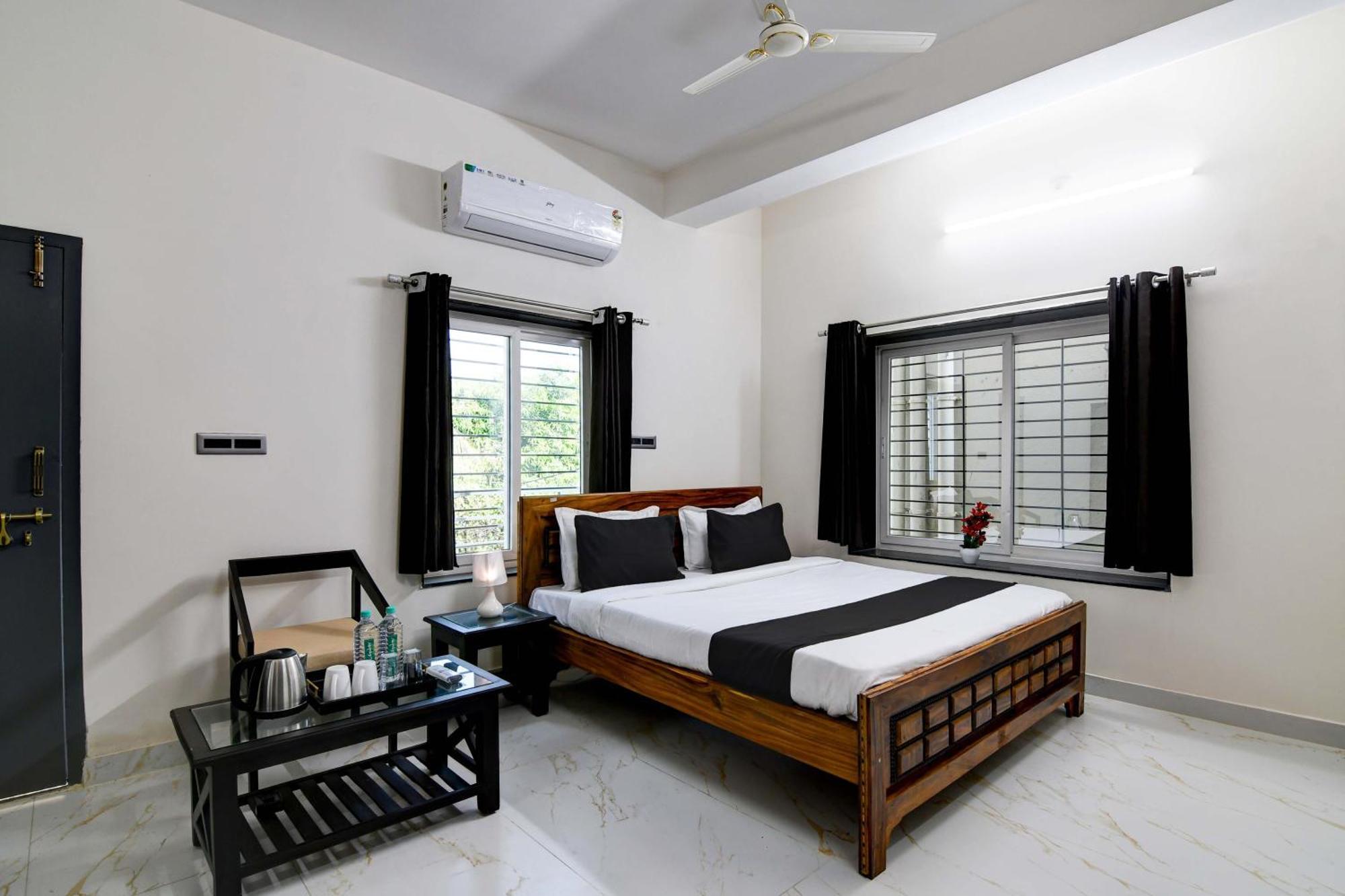 Hotel O Ss Inn Hotels & Homes Khandagiri Exterior foto